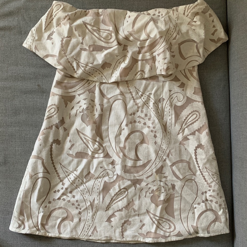Nude/white lace cami